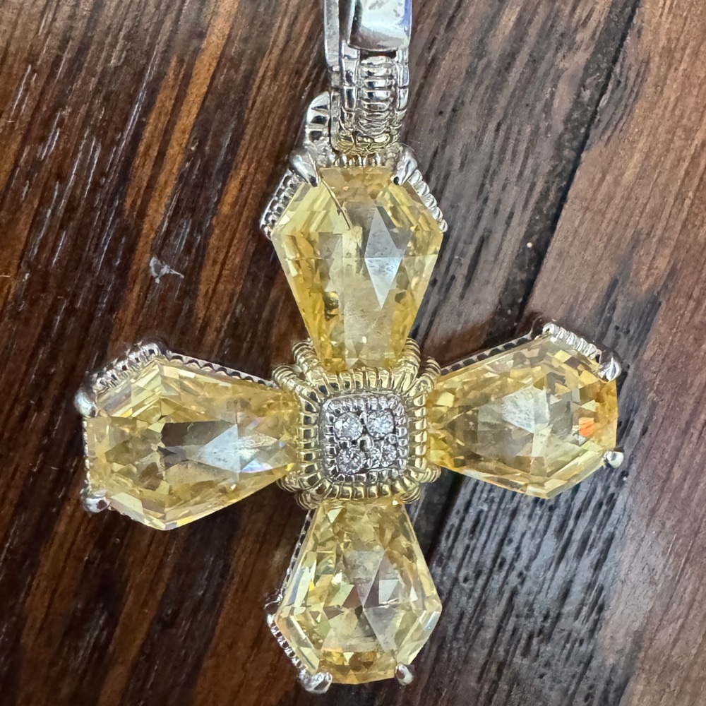 Judith Ripka Silver, 18k yellow gold, 7 diamond, Yellow Quartz Gemstone Pendant